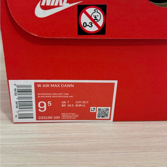 Nike Air Max Dawn Sneakers in Pink, Blue, and Green - Picture 5 of 5